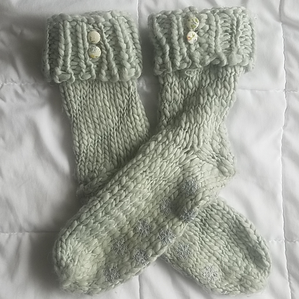 💥3/$10💥Cozy knit socks